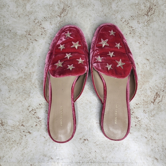 Ann Taylor Karolina Star Velvet Loafer Slides Size 8M - Picture 3 of 10